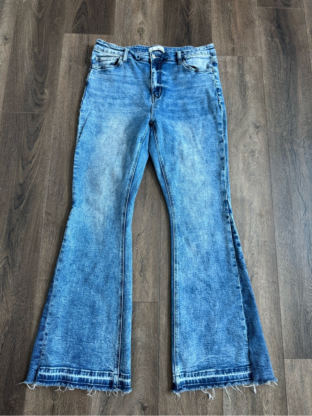 Vervet Flare Jeans - Women’s Size 32